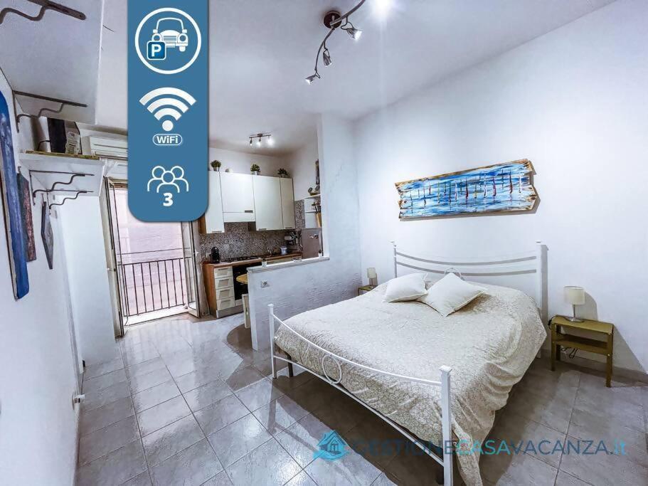 Casa Con Abbonamento Parcheggio Sul Lungomare Apartment Gaeta Exterior photo